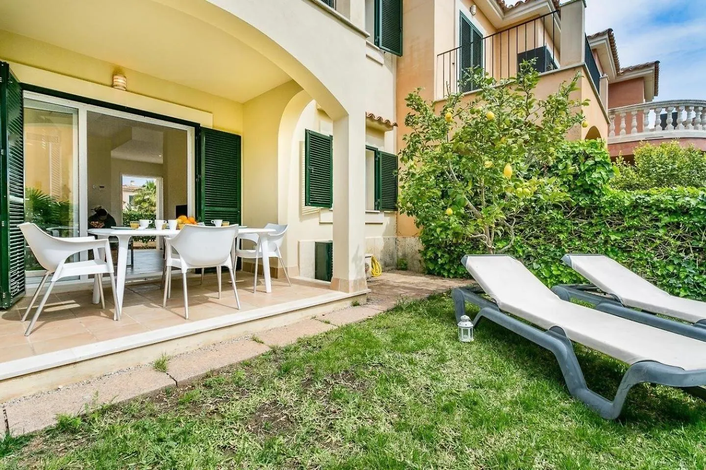 Mediterranes Ferienhaus Mit Offener Terrasse Sa Rapita