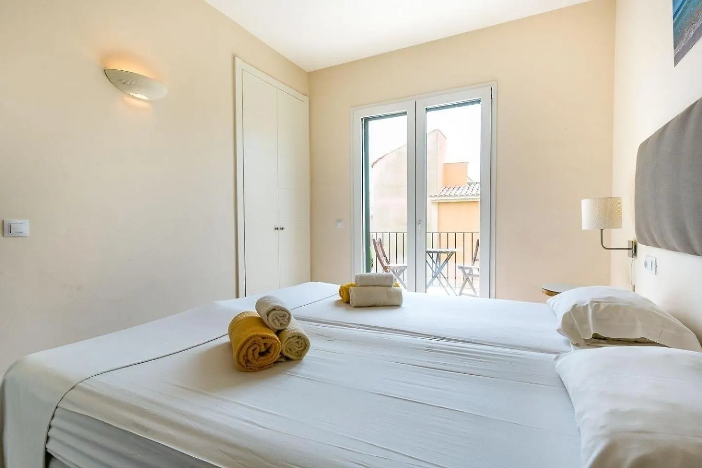 Holiday home Mediterranes Ferienhaus Mit Offener Terrasse Sa Rapita Spain